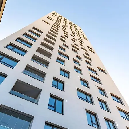 Апартаменты Panoramic View Close To Hockey Stadium