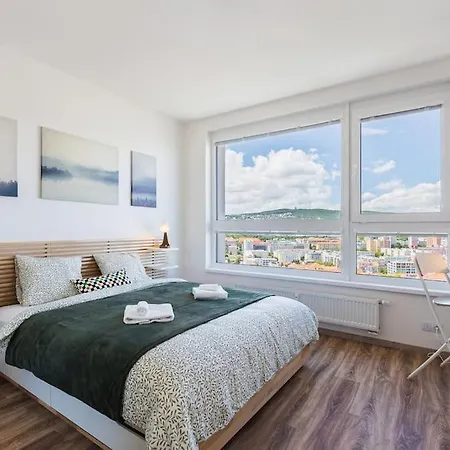 Lägenhet Panoramic View Close To Hockey Stadium *