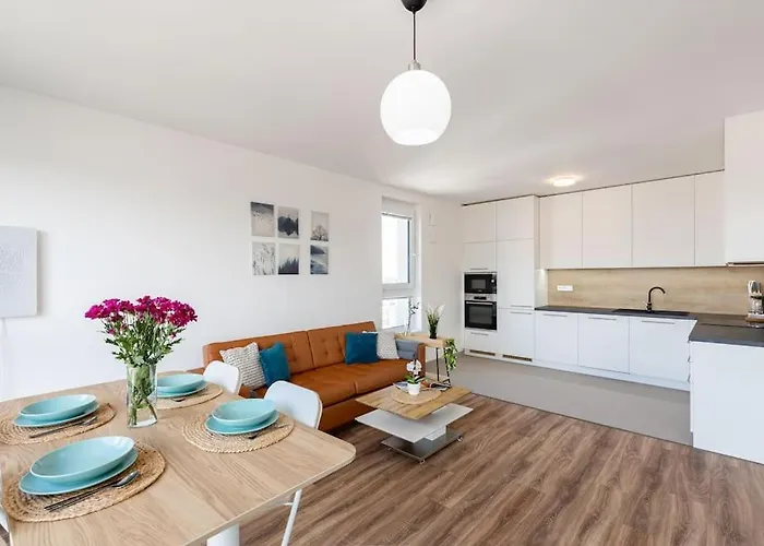 Panoramic View Close To Hockey Stadium Apartmán *